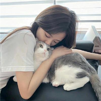攀岩女孩儿
